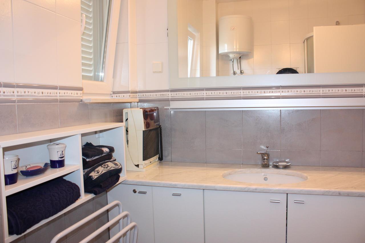 Apartments Jtv Simuni Kolan Kültér fotó