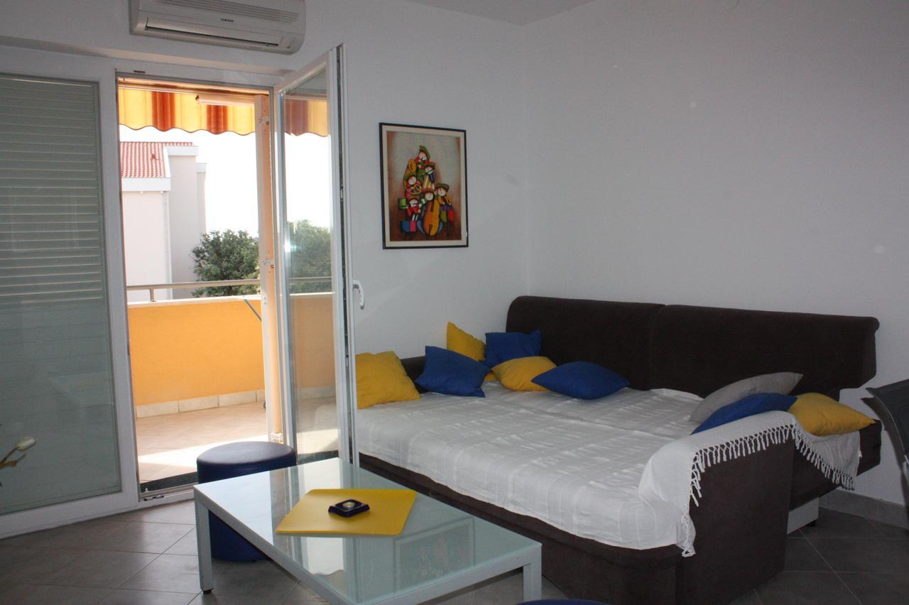 Apartments Jtv Simuni Kolan Kültér fotó