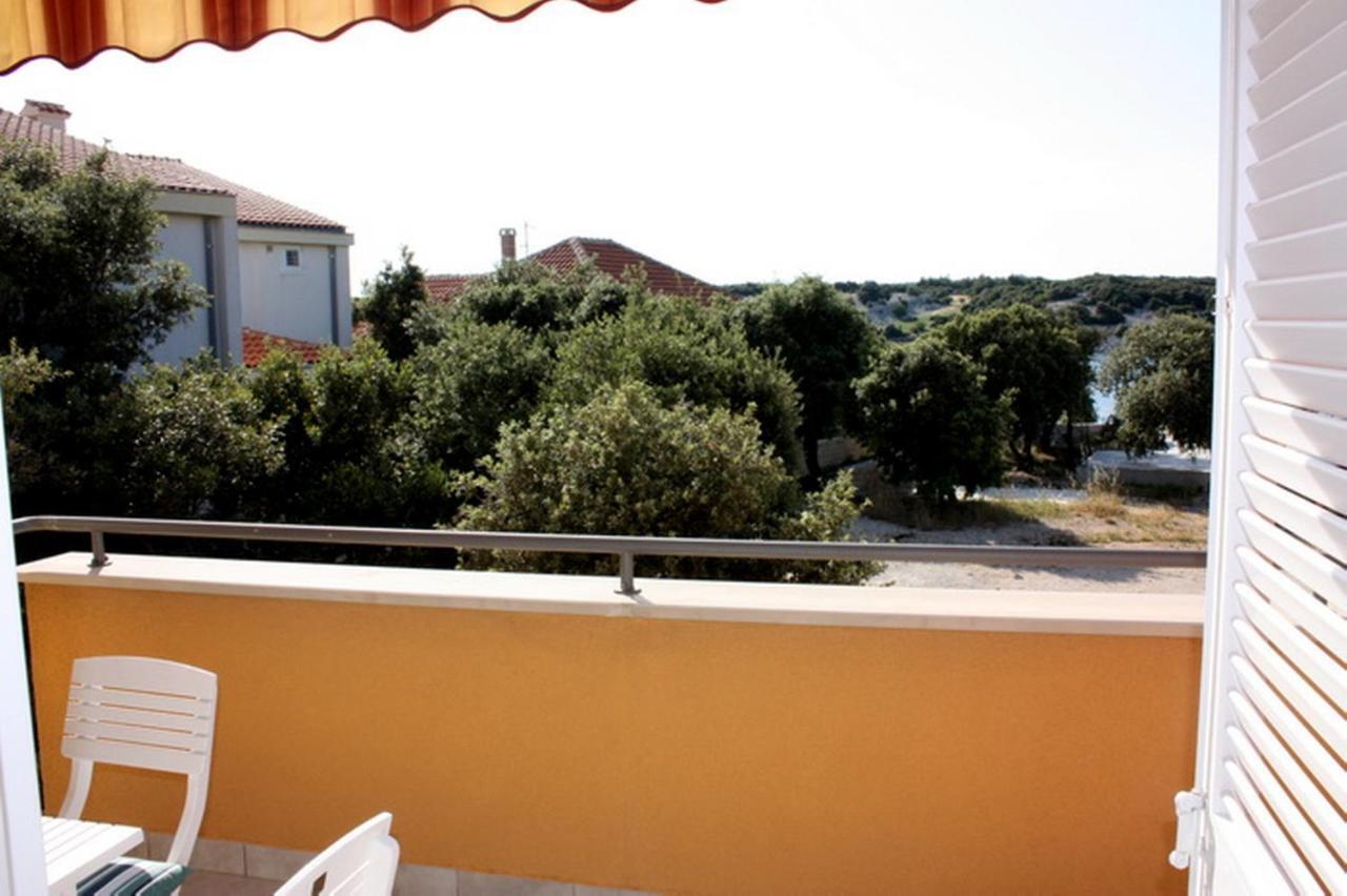 Apartments Jtv Simuni Kolan Kültér fotó